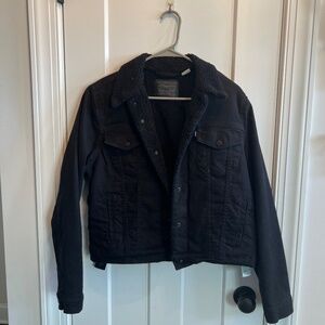 Levi’s trucker jacket